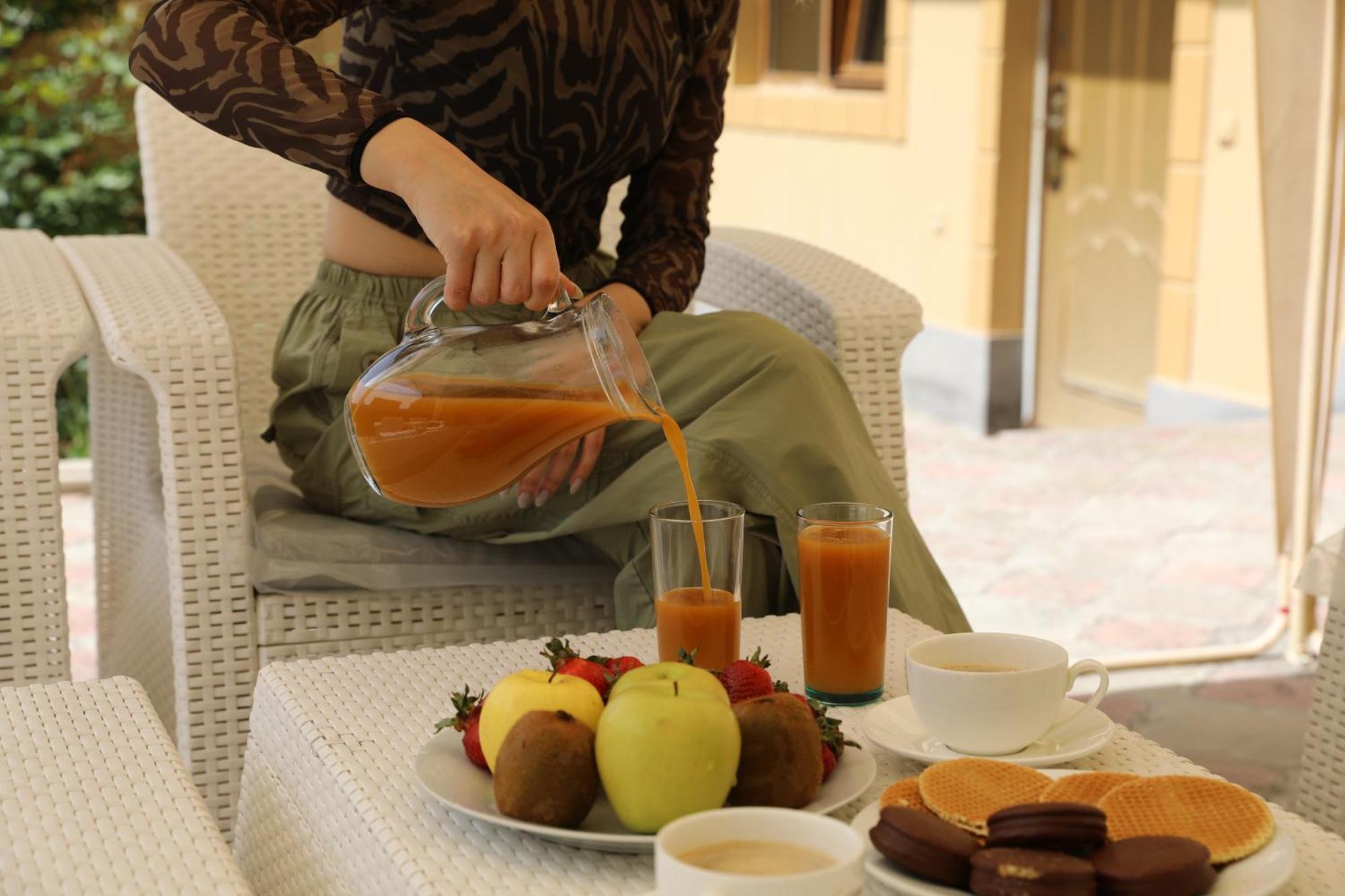 Popock Baghramyan Bed and Breakfast Jerevan Buitenkant foto